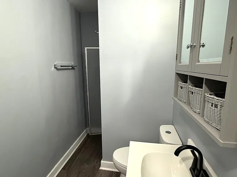 1211 Madison St #4 — Photo 12