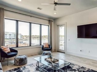 199 Waterpoint Ct UNIT 102, Montgomery, TX 77356