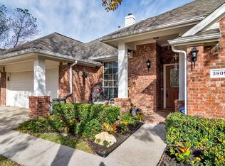 3809 Rochester Dr, Fort Worth, TX 76244