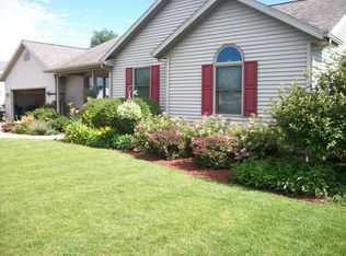 11928 Ridgeview Dr, Plymouth, IN 46563