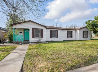 6728 Greenlee St, Fort Worth, TX 76112