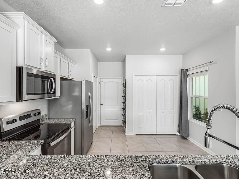 262 Talulla Trl — Photo 5