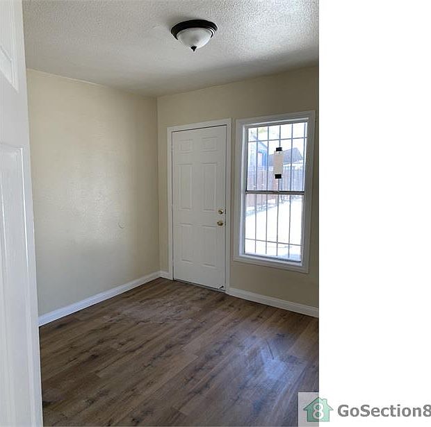 2nd image of 9612 Graham Ave