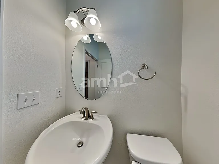 4803 Windy Hammock Way — Photo 8