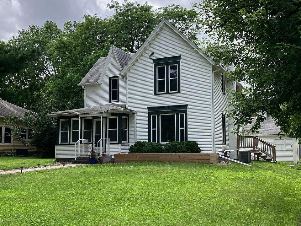 1st image of 521 Crawford Ave