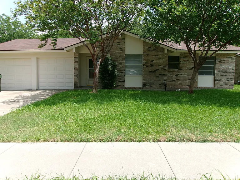 1519 Rambler Rd — Photo 1