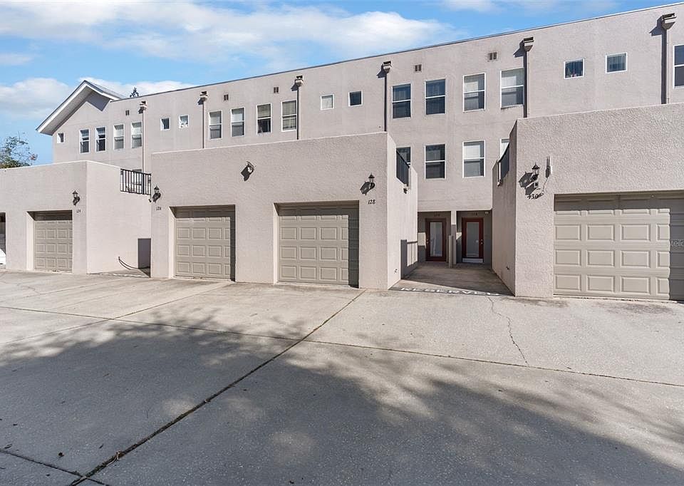 1st image of 128 S BUMBY AVENUE #6