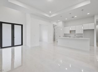 820 Ashland St E, Lehigh Acres, FL 33974