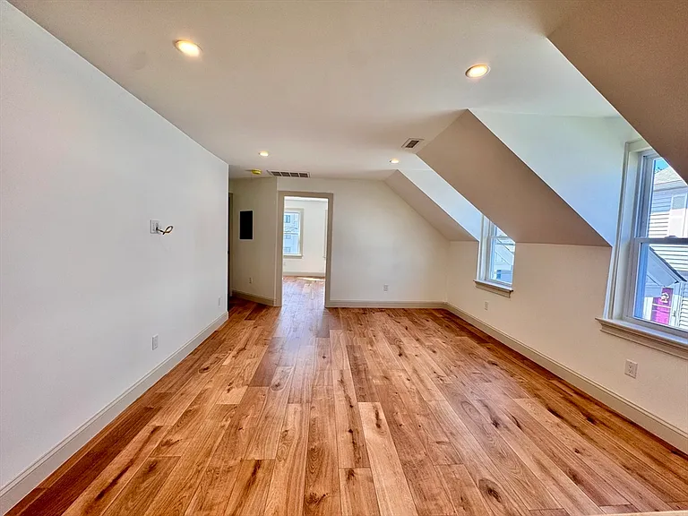 7 Hardy St #2 — Photo 5