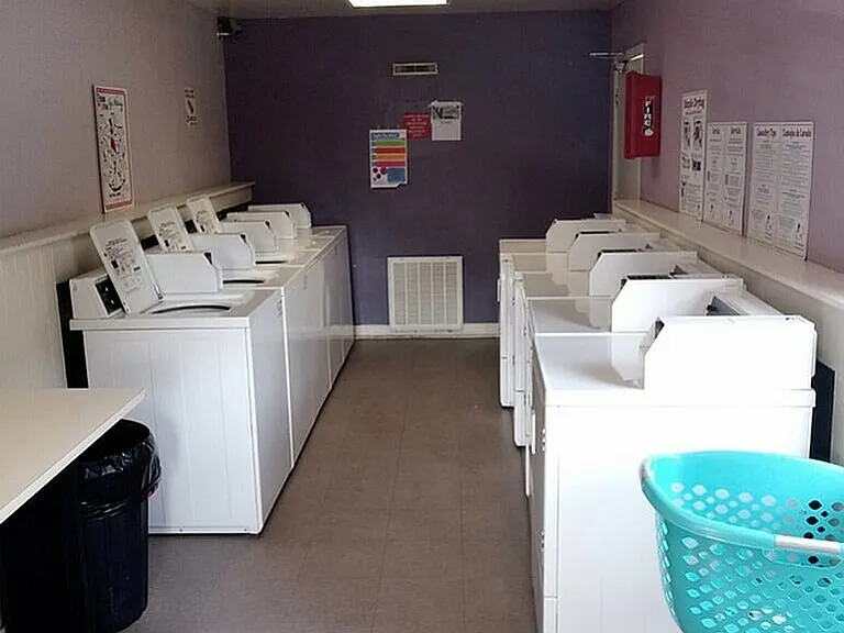 Laundry Center