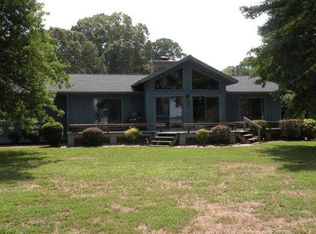 119 Point Of View Ln, Reedville, VA 22539