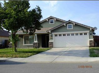 1226 W Canyon Way, Hanford, CA 93230