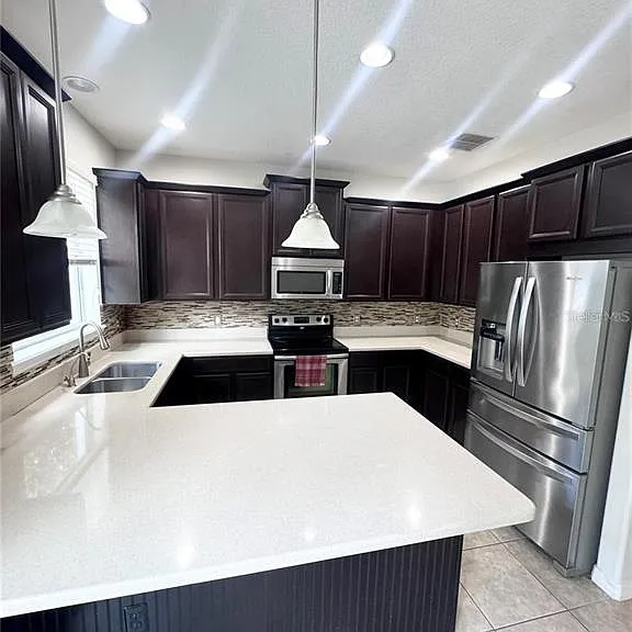 9319 Strongbark Ln — Photo 8