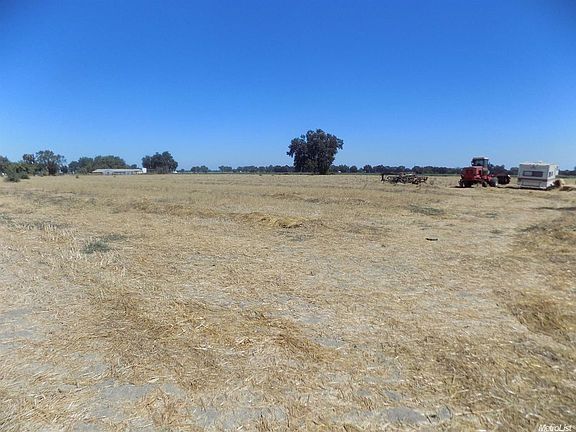 4th image of 37030 State Highway 16