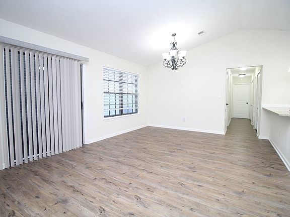 4th image of 3113 Cedarwood Village Pl