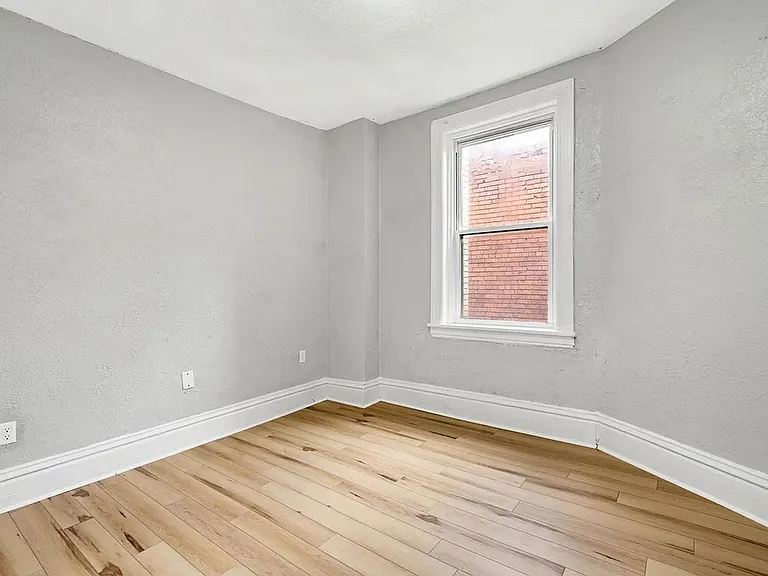 3805 California Ave — Photo 16
