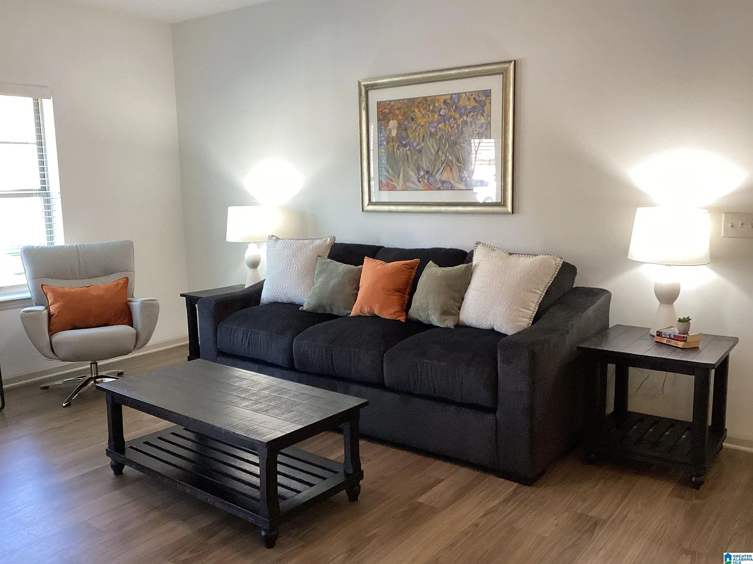 1 bed, 1.0 bath, 736 sqft, $2,995 — Photo 3