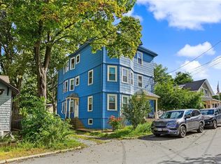 7 Williams St, Pawtucket, RI 02860