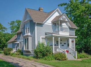 124 S 5th St, Delavan, WI 53115