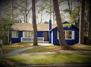 421 Edgewood Cir, Thomasville, GA 31792