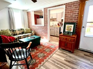 107 Riverview Dr APT 8, Johnson City, TN 37601