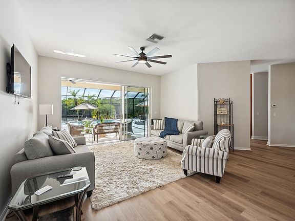 5th image of 108 Newport Dr
