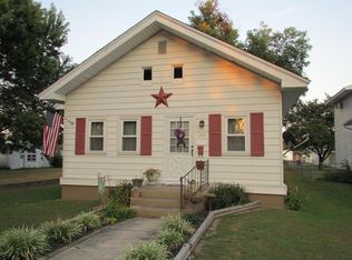 1212 Market St, Metropolis, IL 62960