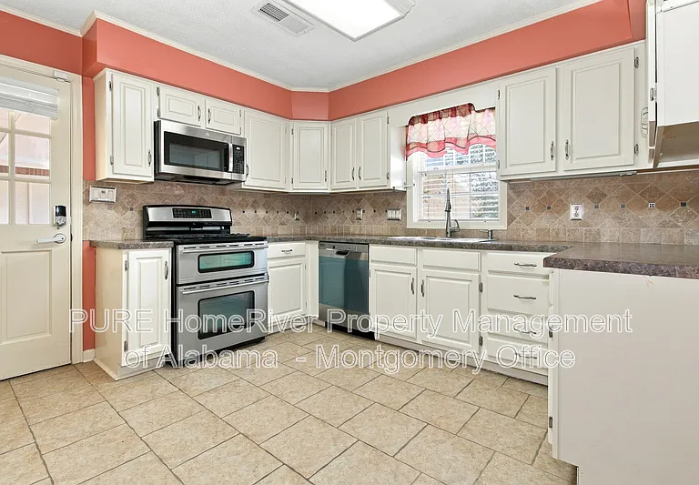 2500 Bell Rd — Photo 15