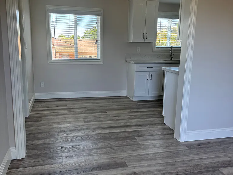 916 S Marguerita Ave #816-24 — Photo 8