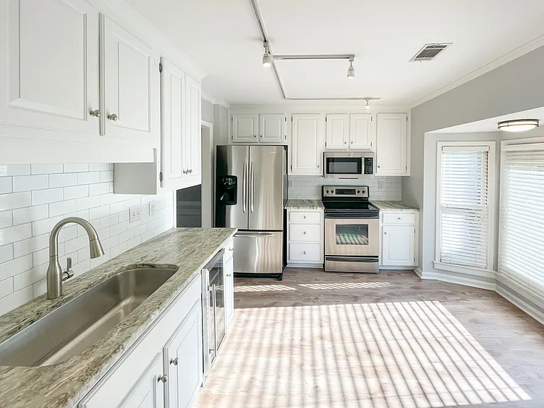 325 Towergate Pl — Photo 8