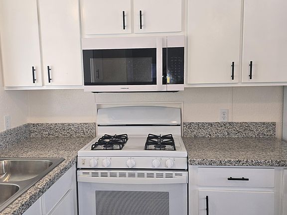 3rd image of 6942 W OLIVE Avenue #85