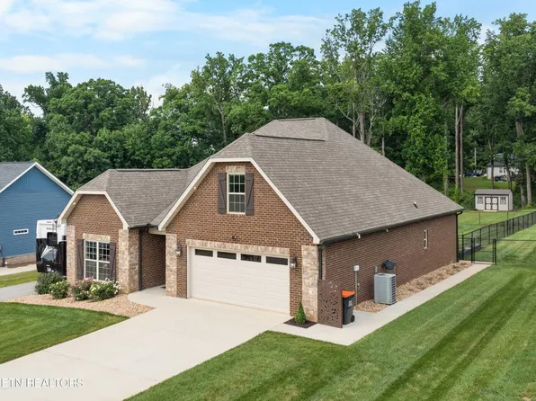216 Butterfly Way, Maryville, TN 37801