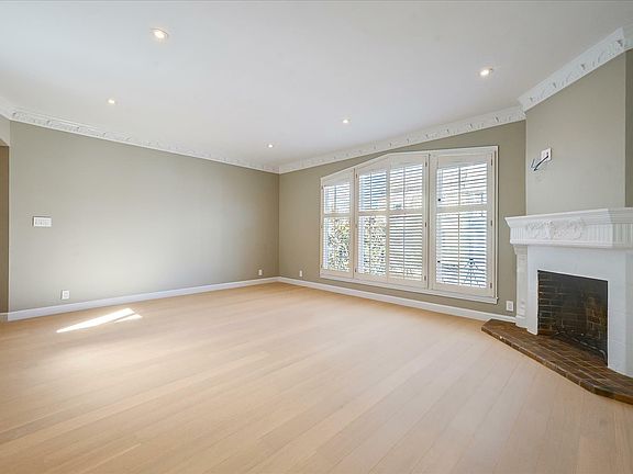 3rd image of 66 Tiffany Ave