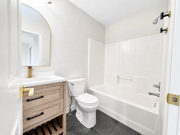 10595 Milwaukee St — Photo 11