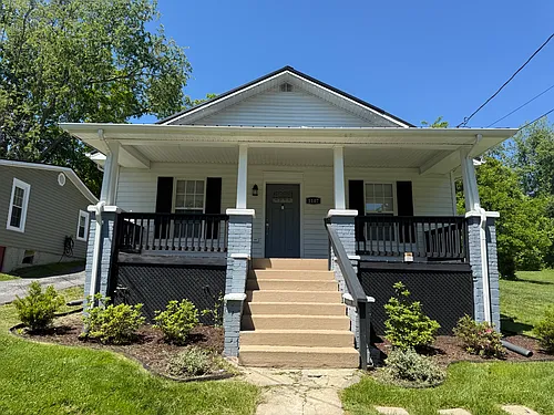 1107 Miller St Photo 1