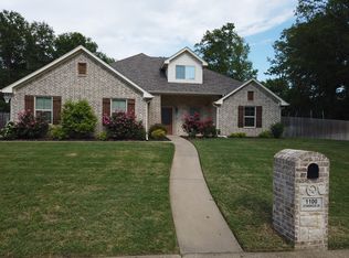 1100 Stonebrook Dr, Chandler, TX 75758
