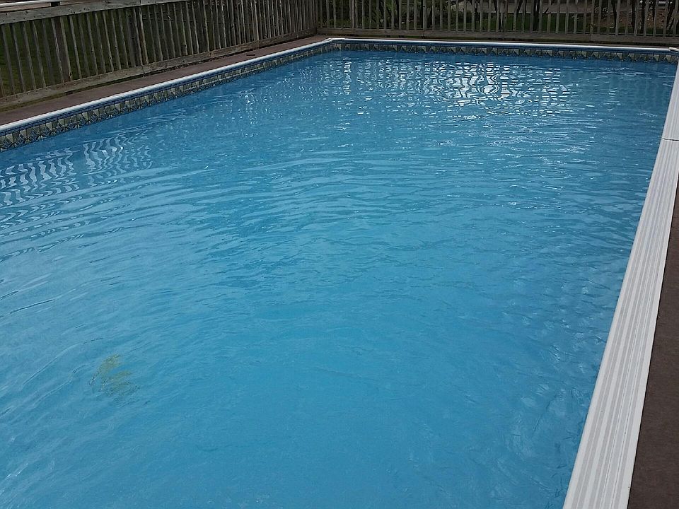 2nd image of 15748 Mulberry Dr