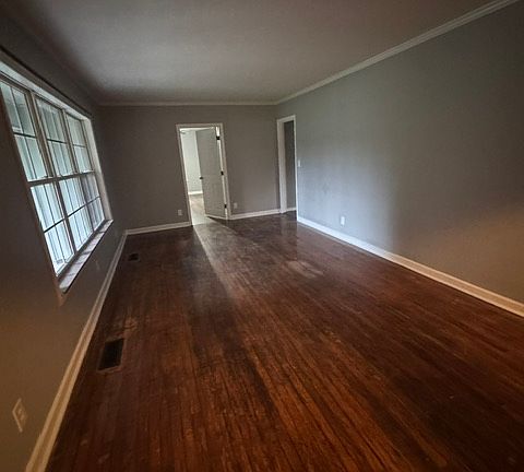 5th image of 1505 20th St NW
