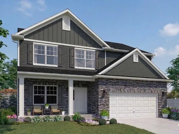 25 Levanno Dr, Crown Point, IN 46307