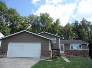 10201 Snowflake Ln, Cincinnati, OH 45251