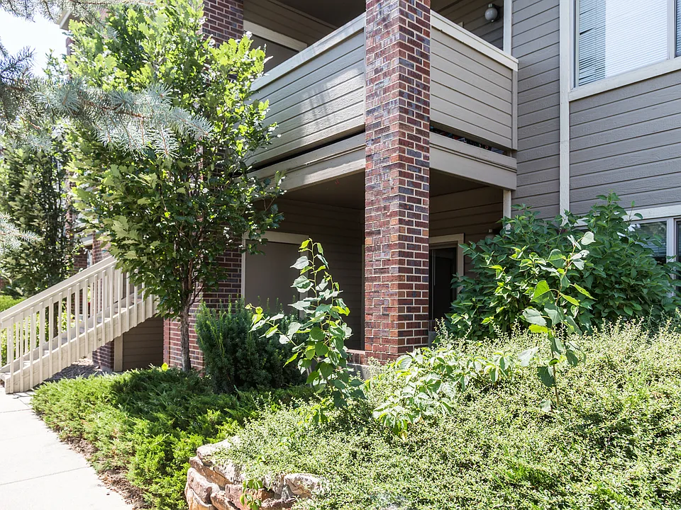 33 S Boulder Cir #116