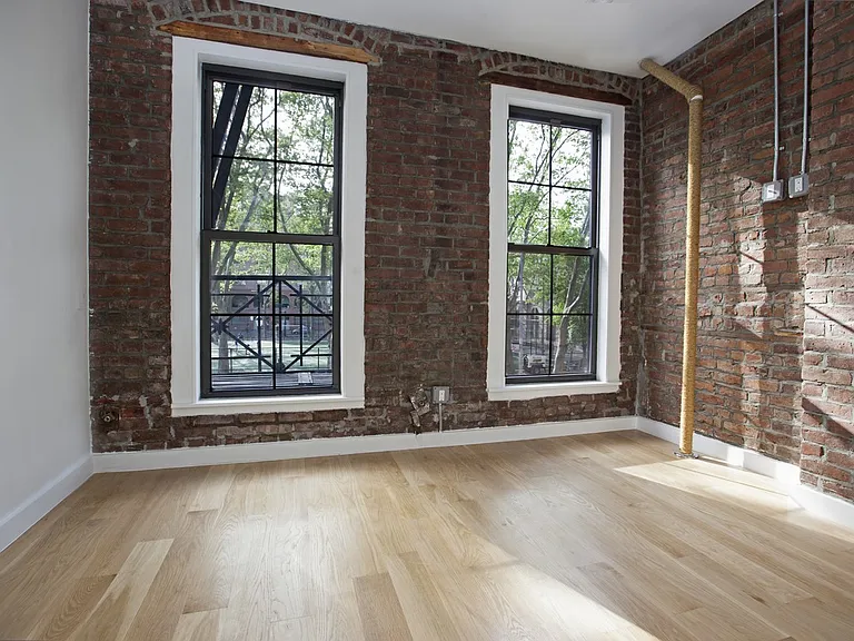 102 Forsyth St #10 — Photo 3