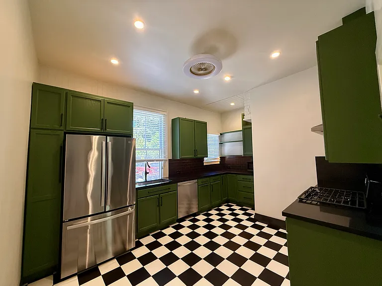 1346 Calistoga Ave — Photo 13