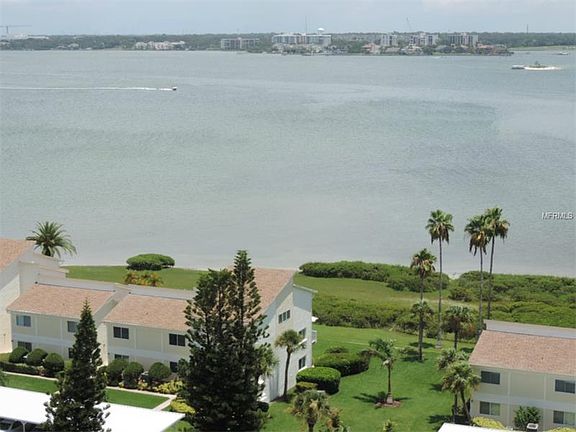 5th image of 1460 Gulf Blvd APT 1209