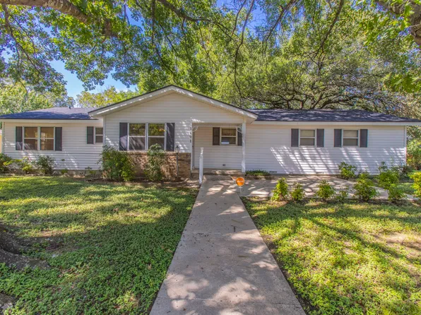 1401 Alston Dr, Waco, TX 76705