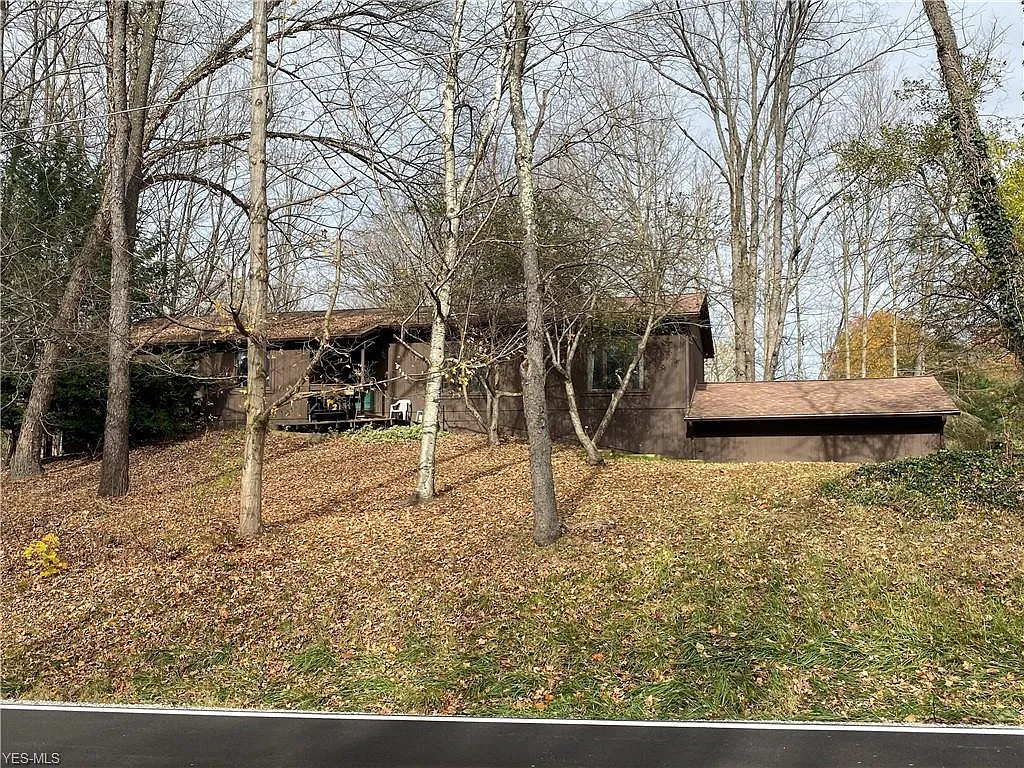 3155 Remsen Rd photo 1