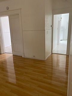 3rd image of 240 Woodbine St
