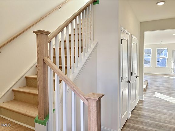 4th image of 13 Gerrard St #63