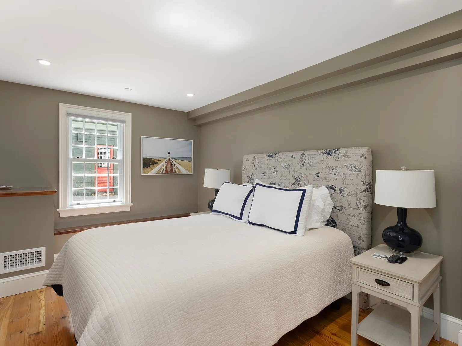 1 bed, 850 sqft, $3,000 — Photo 3