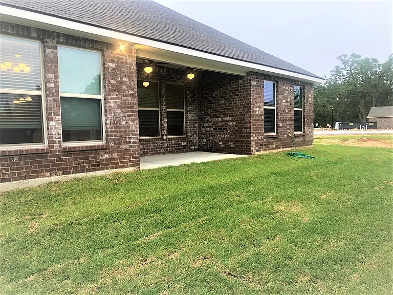 931 Gibson Ct — Photo 6